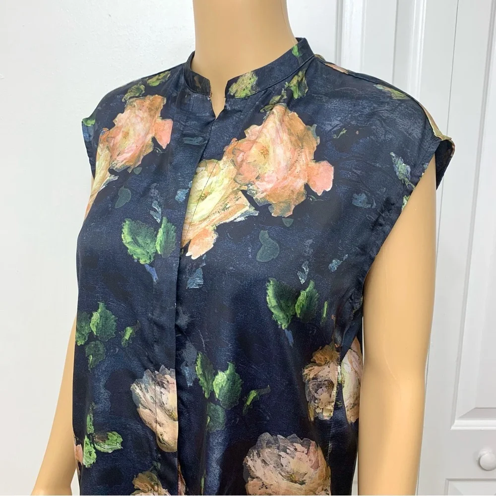 Elie Tahari Painted Rose Silk Shell Top Blouse hidden button up Size XS - Picture 4 of 12
